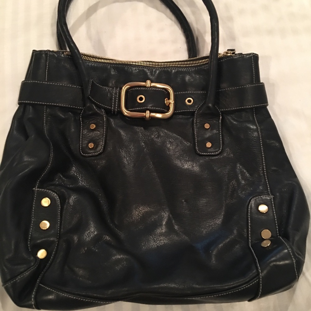Black Perlina black leather purse